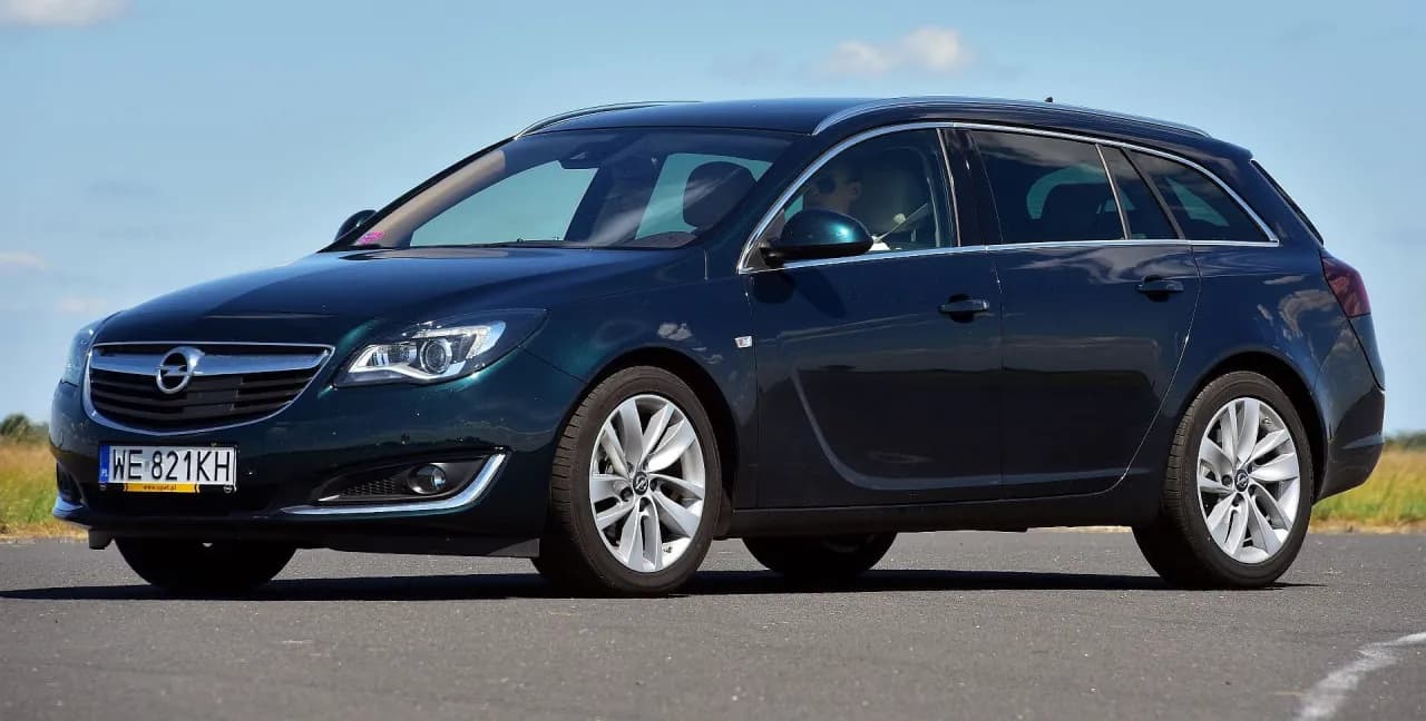 Opel Insignia jaki silnik wybrać, aby uniknąć wysokich kosztów eksploatacji?