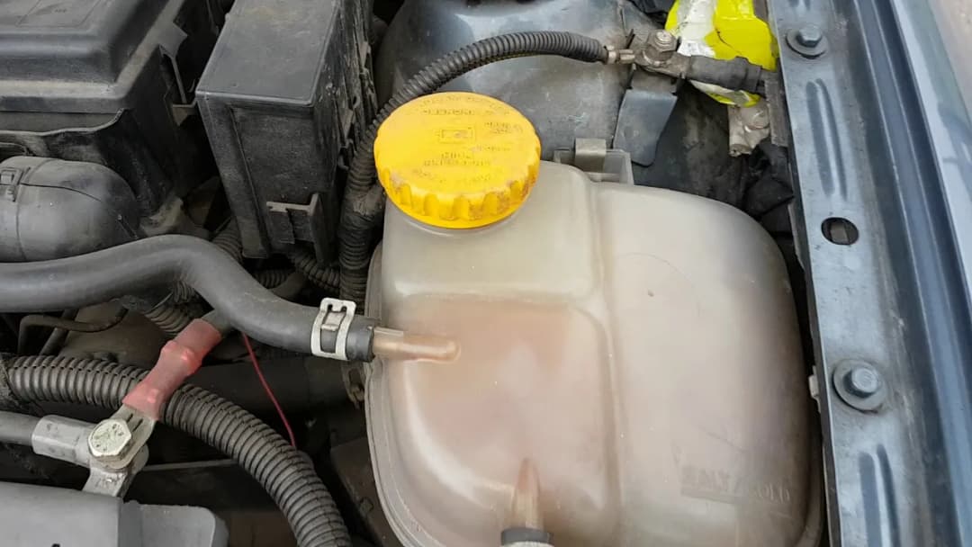 Ile płynu do chłodnicy Astra G? Sprawdź, ile naprawdę potrzebujesz