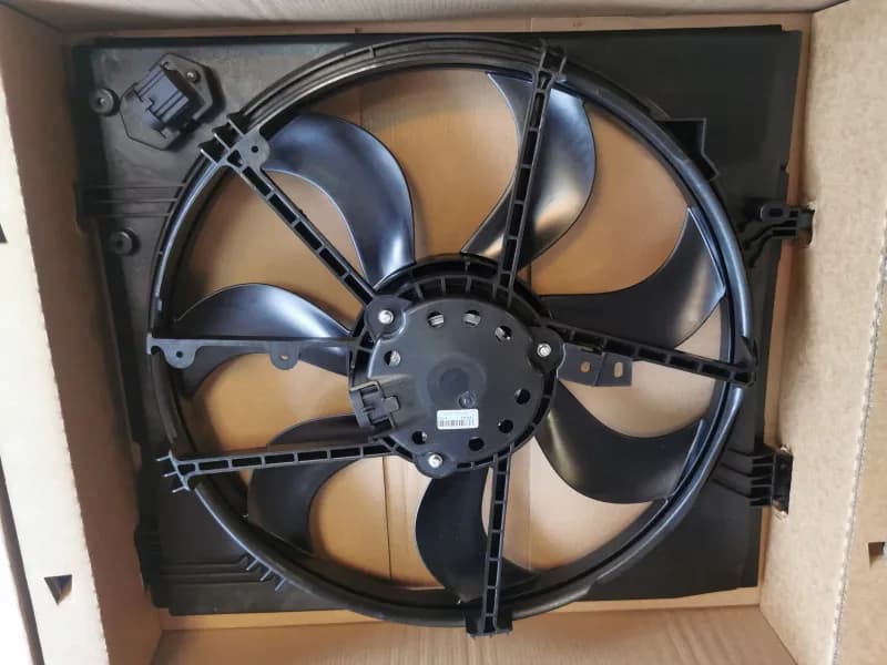 Kiedy powinien włączyć się wentylator chłodnicy, aby uniknąć przegrzania?